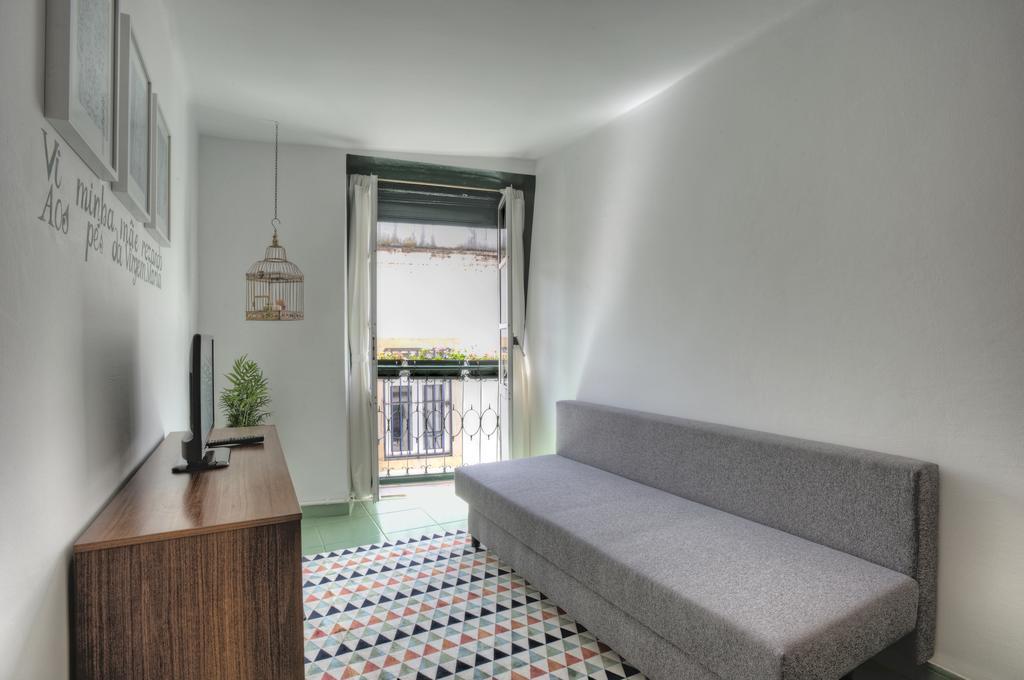 Stay Local In Alfama! Alice Central Home, Near River Lisboa Eksteriør billede