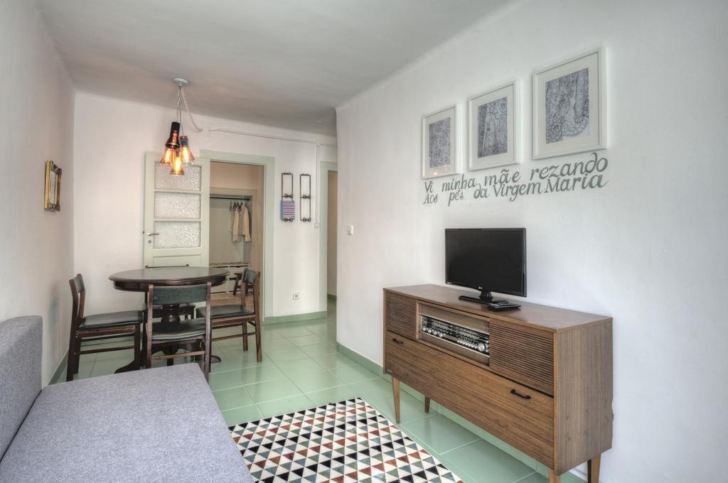 Stay Local In Alfama! Alice Central Home, Near River Lisboa Eksteriør billede